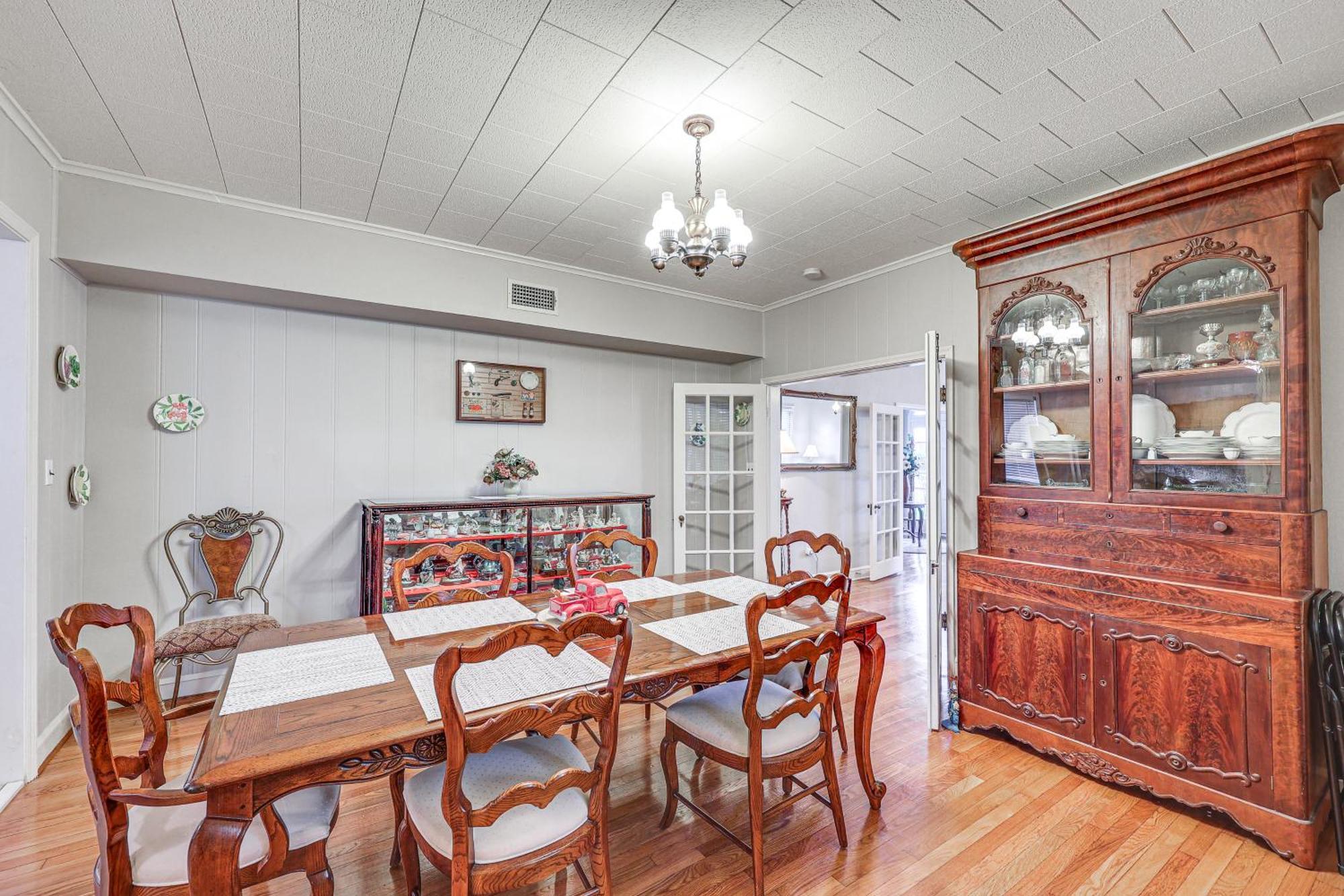Delightful Retreat With Fireplace And Large Yard! Eksteriør bilde